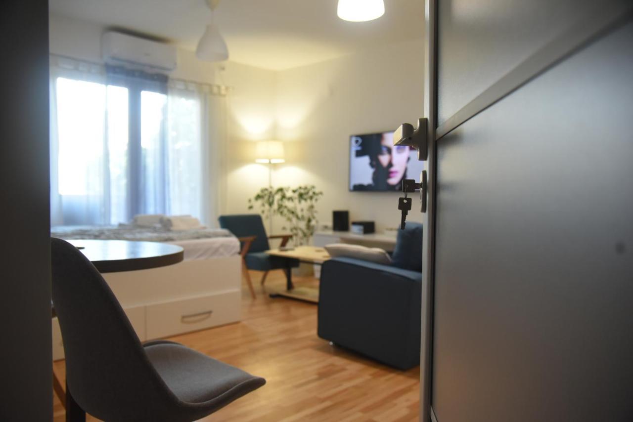 Dekart Apartment Ni Eksteriør billede