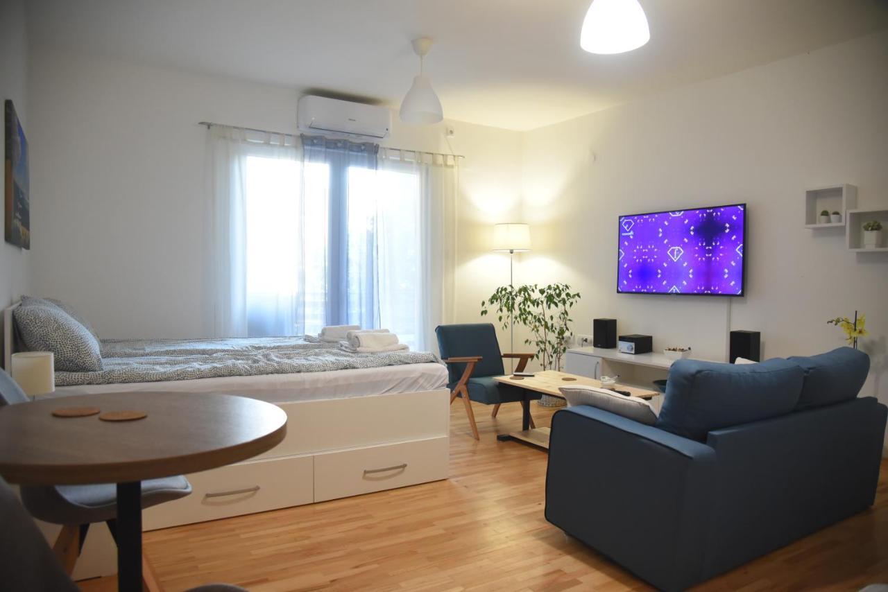 Dekart Apartment Ni Eksteriør billede