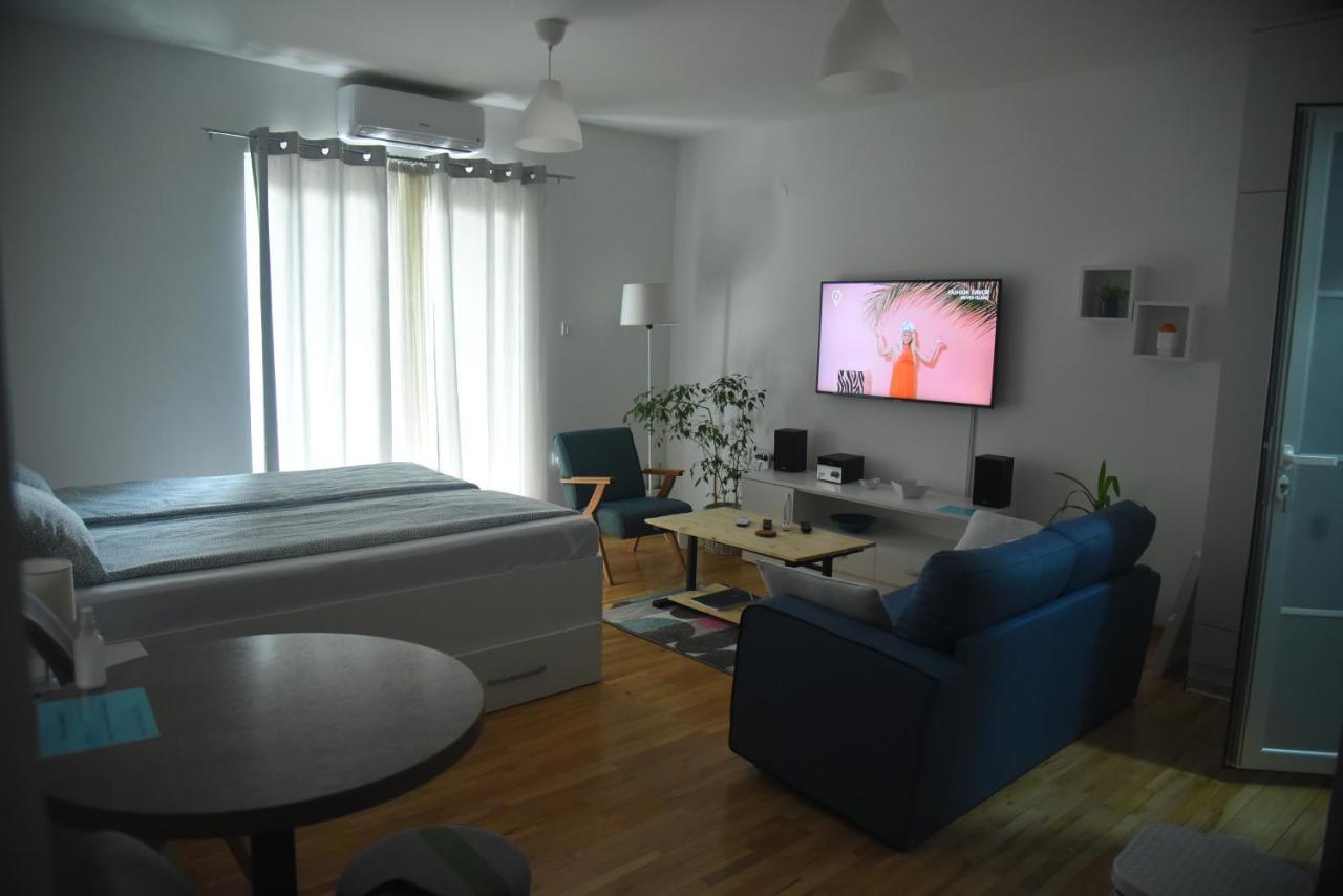 Dekart Apartment Ni Eksteriør billede