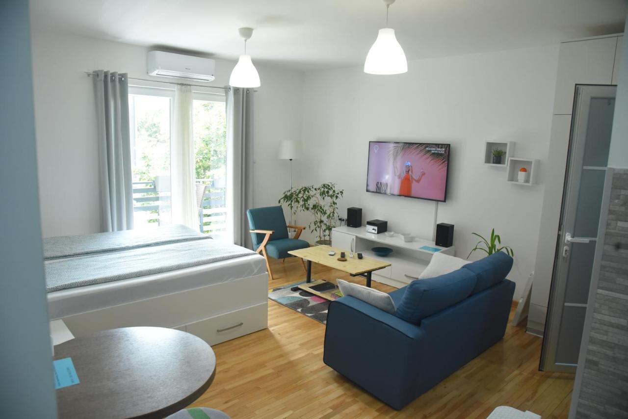 Dekart Apartment Ni Eksteriør billede